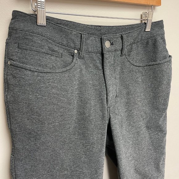 Lululemon Mens Gray Heathered ABC Pants Short Skinny Tech Canvas Size 30 Short - Picture 2 of 11